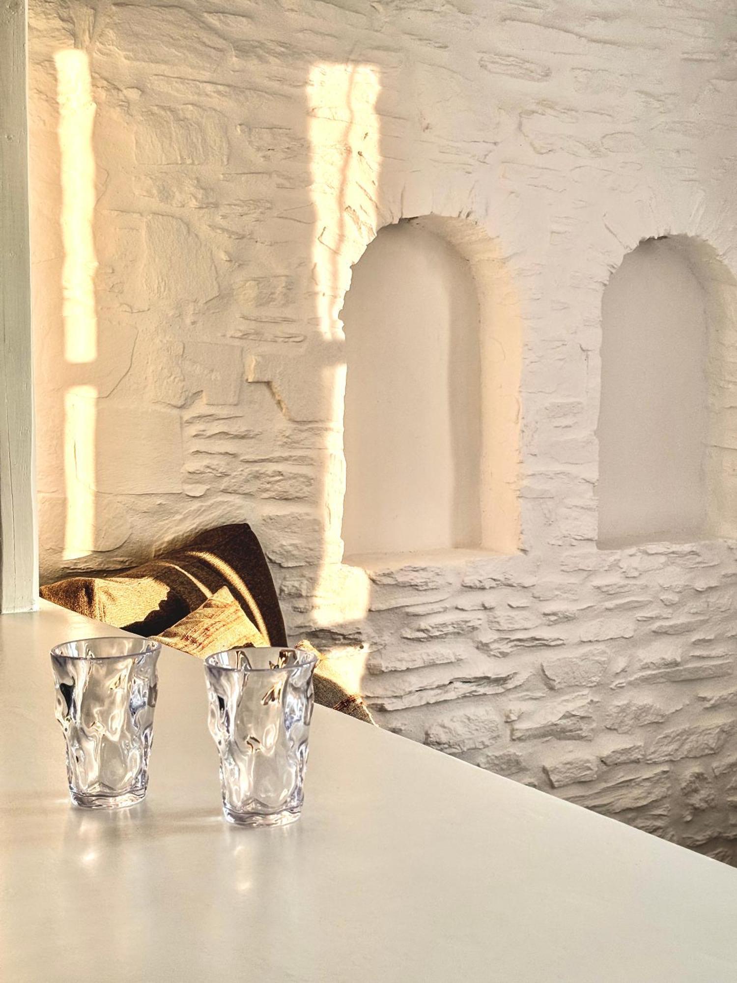 Agada Folegandros Suites & Villas Áno Meriá Exterior photo