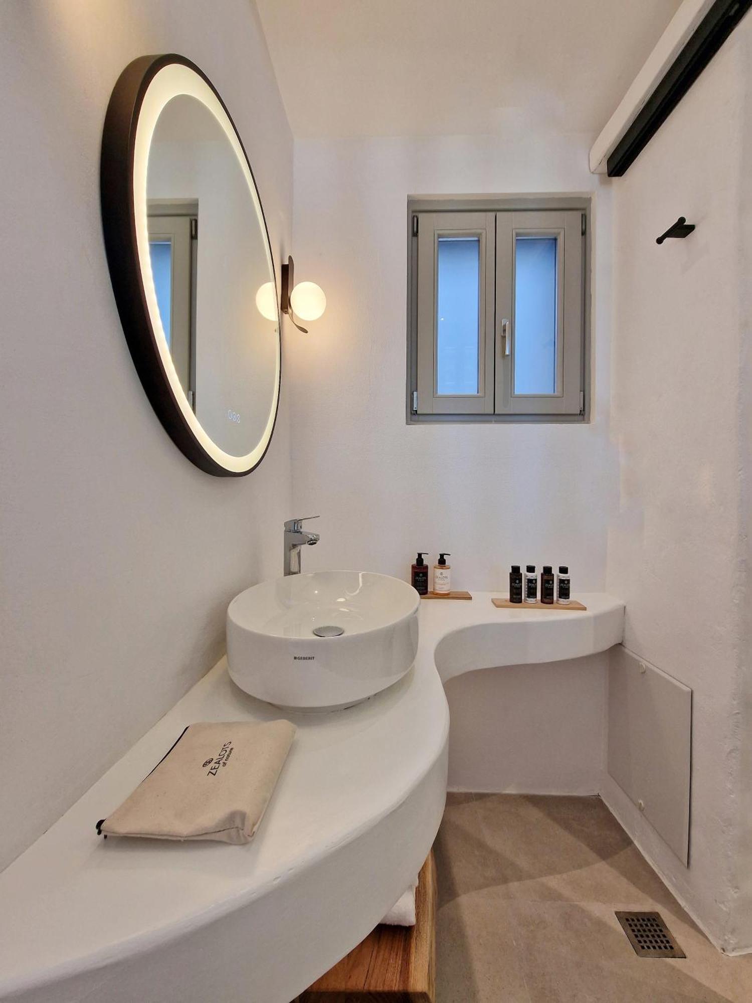 Agada Folegandros Suites & Villas Áno Meriá Exterior photo